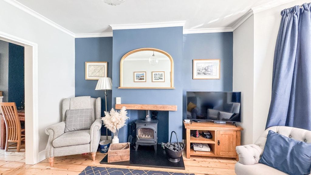 Property photo 3 of 19 Untitled-5312.Jpg