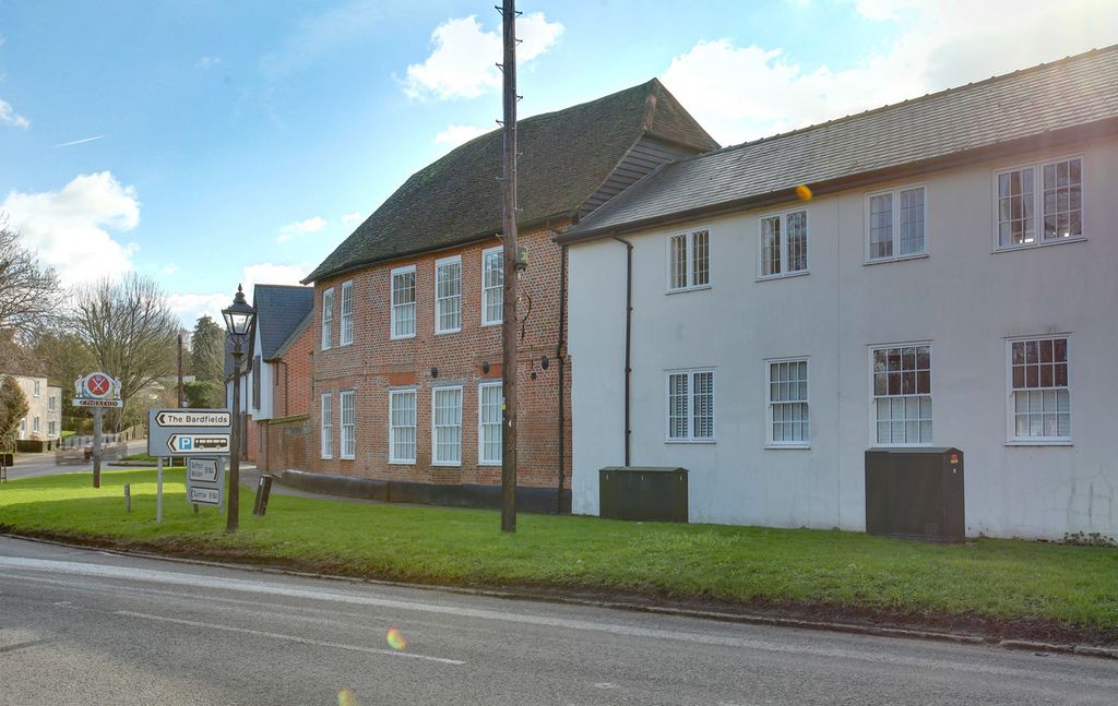 Property photo 1 of 27