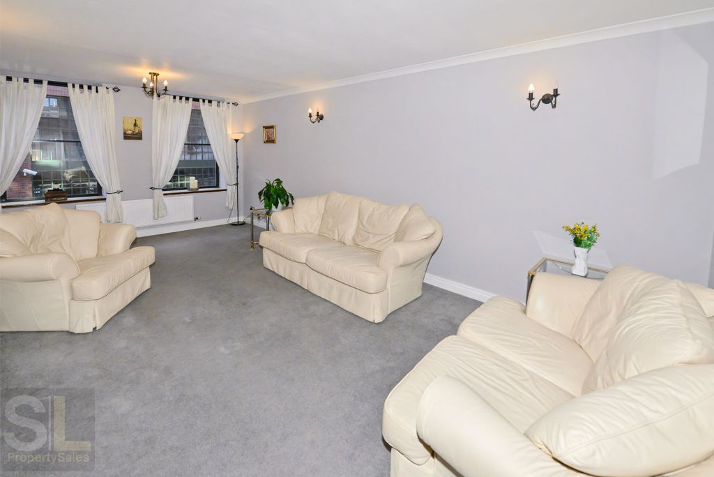 Property photo 2 of 9 1