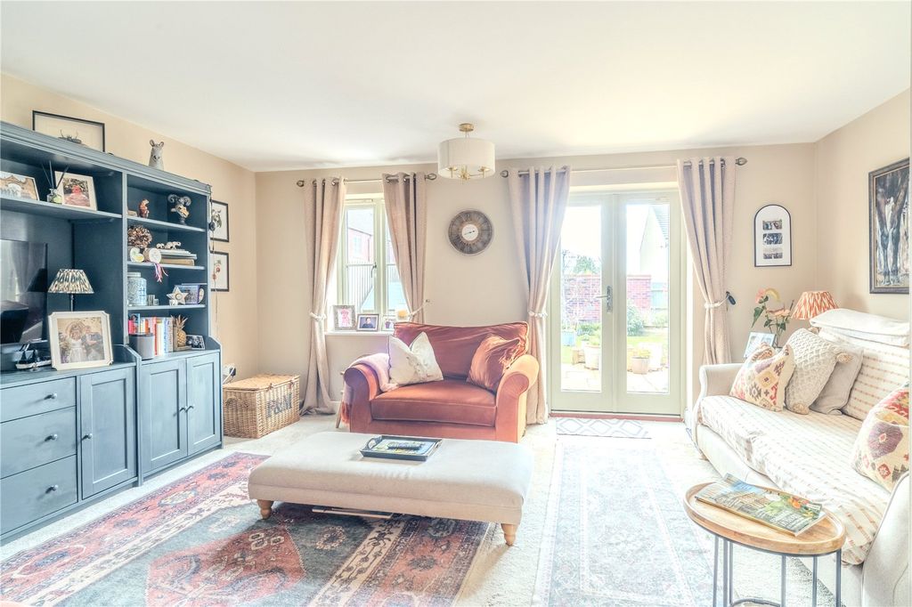 Property photo 2 of 12 Picture No. 07