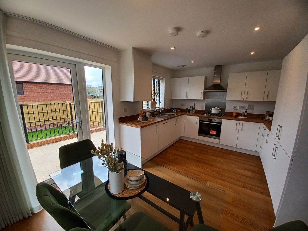 Property photo 3 of 13 Photo 5