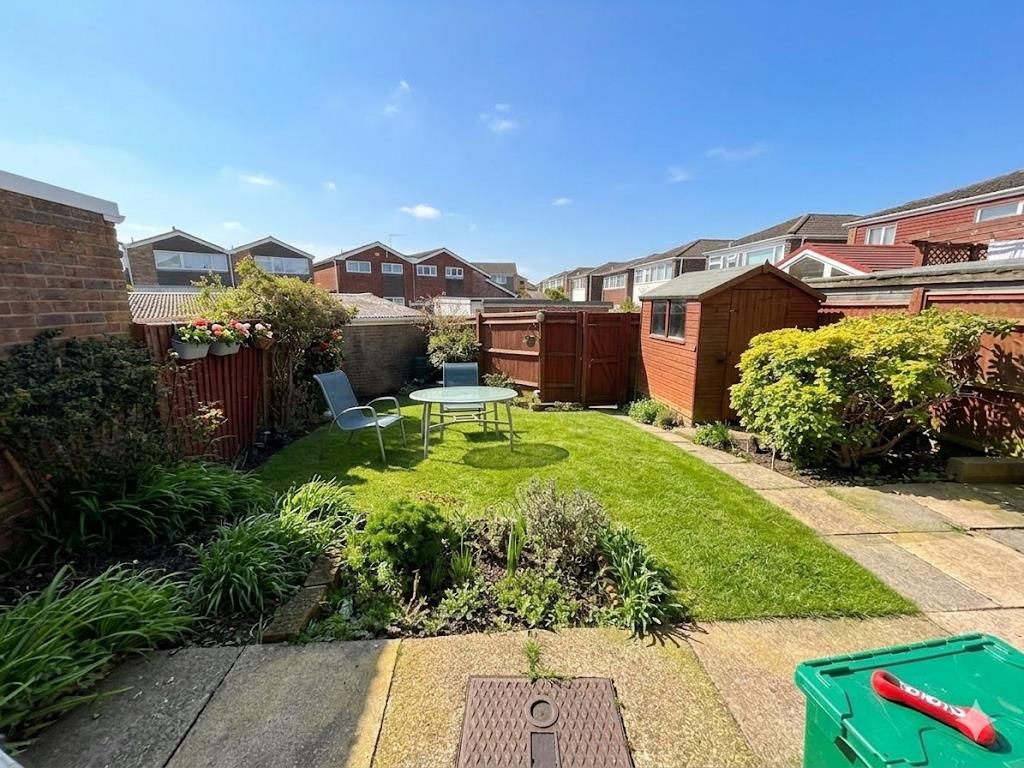 Property photo 2 of 10 Garden