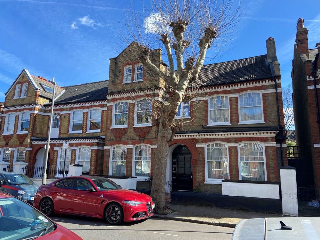 Property photo 2 of 14