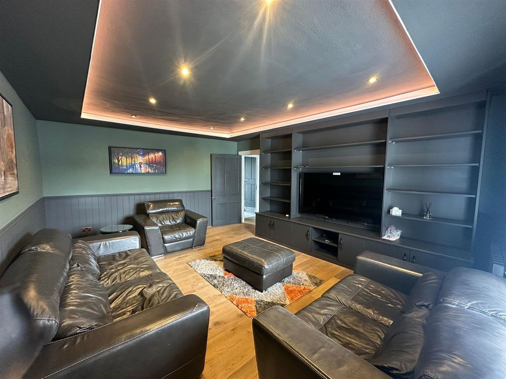 Property photo 3 of 12 Img-20240731-Wa0033.Jpg