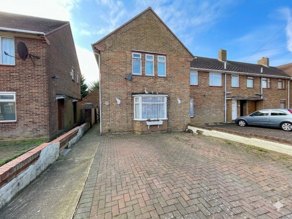 Property photo 1 of 11 4886440