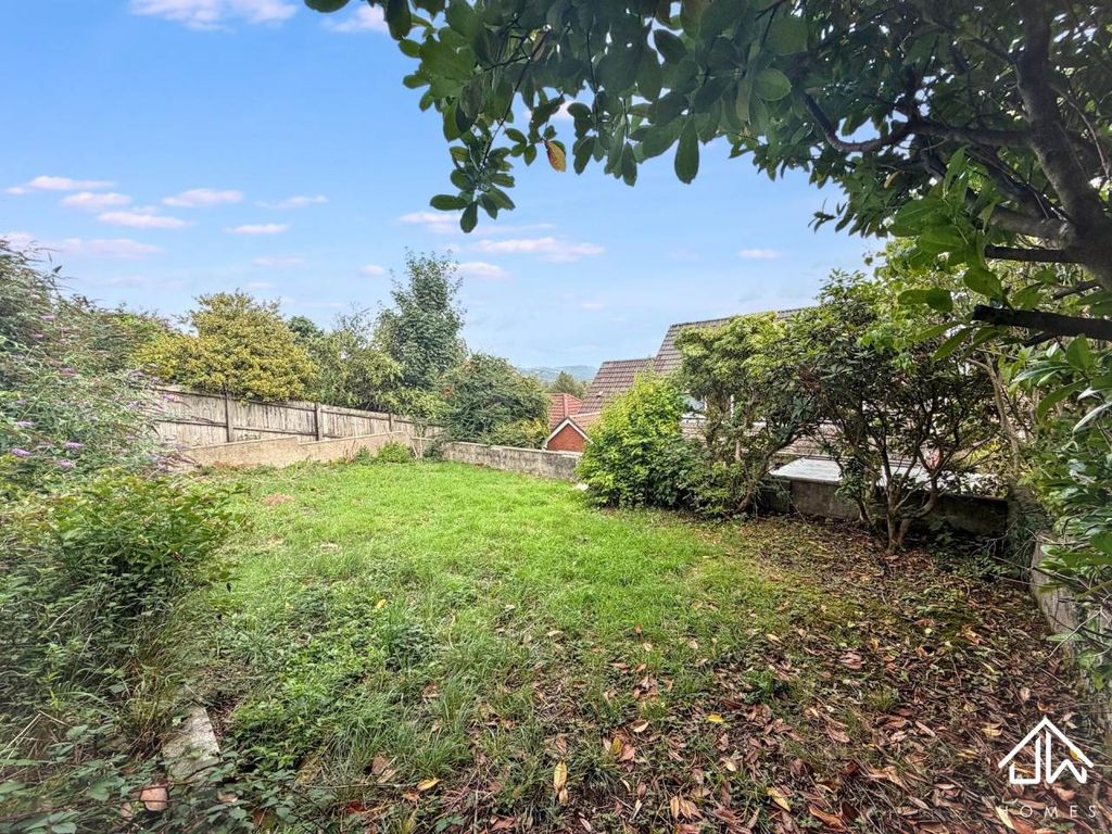 Property photo 3 of 20 Rear Garden 2