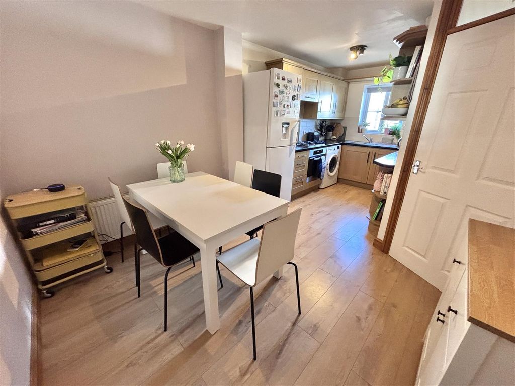 Property photo 3 of 17 Img_1247.Jpg