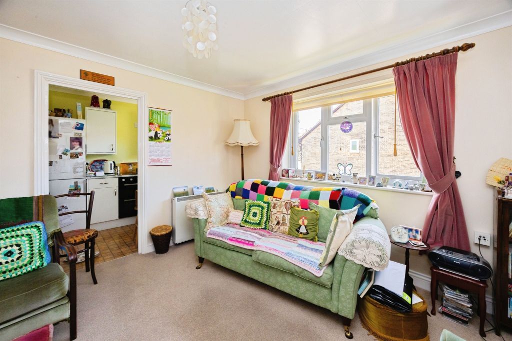 Property photo 3 of 14