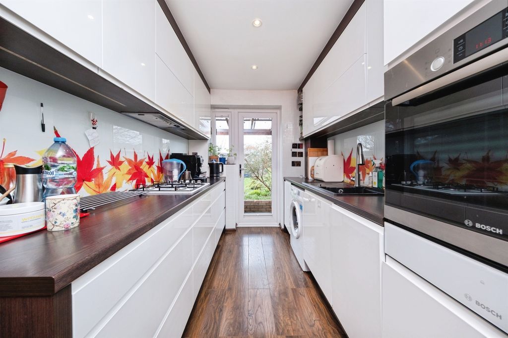 Property photo 3 of 15