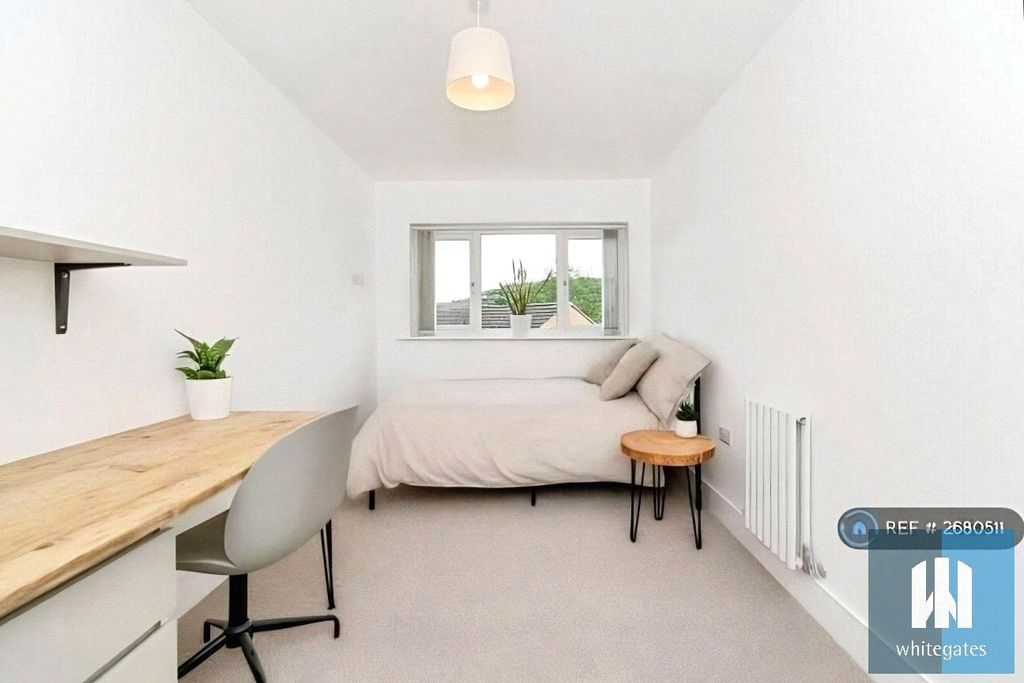 Property photo 1 of 17 Picture No. 08