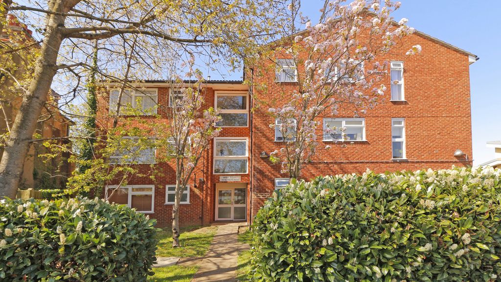 Property photo 1 of 9