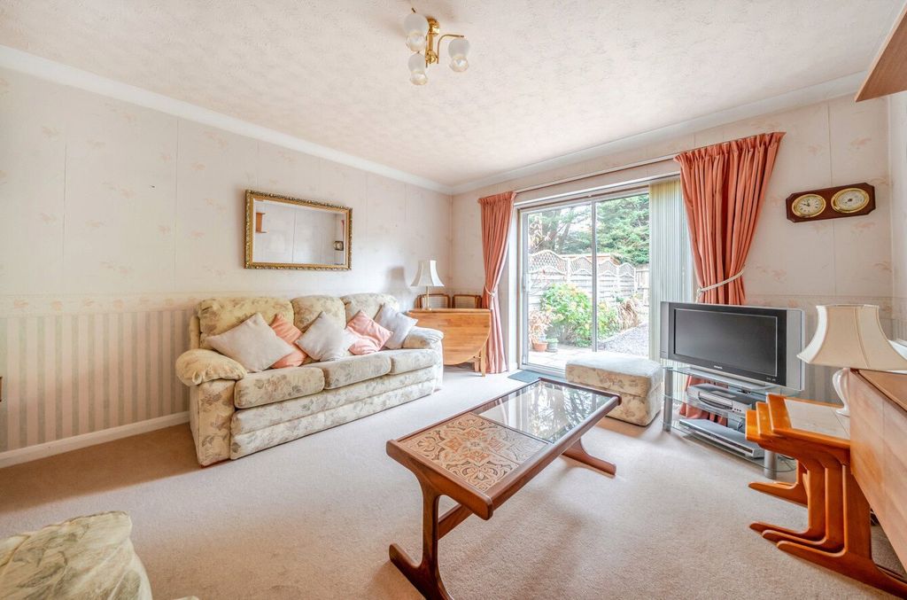 Property photo 2 of 10 Picture No. 22