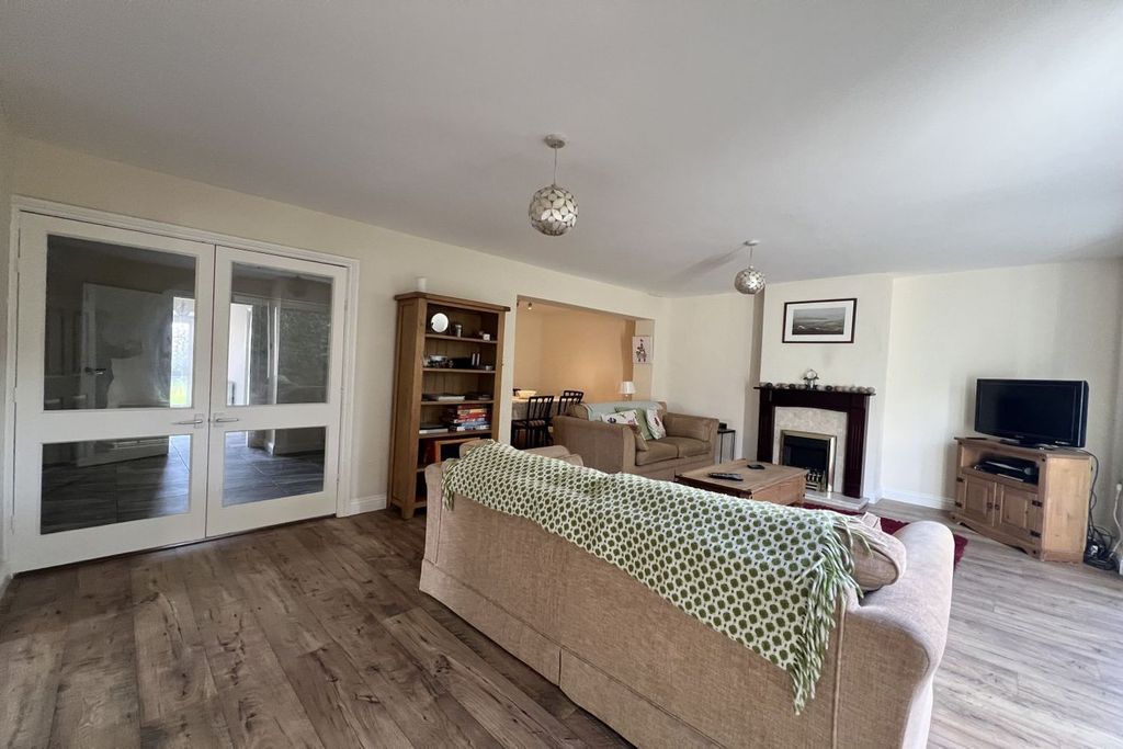 Additional image 7 of 3 bed semi-detached house for saleSt Francis Close, Abergavenny NP7