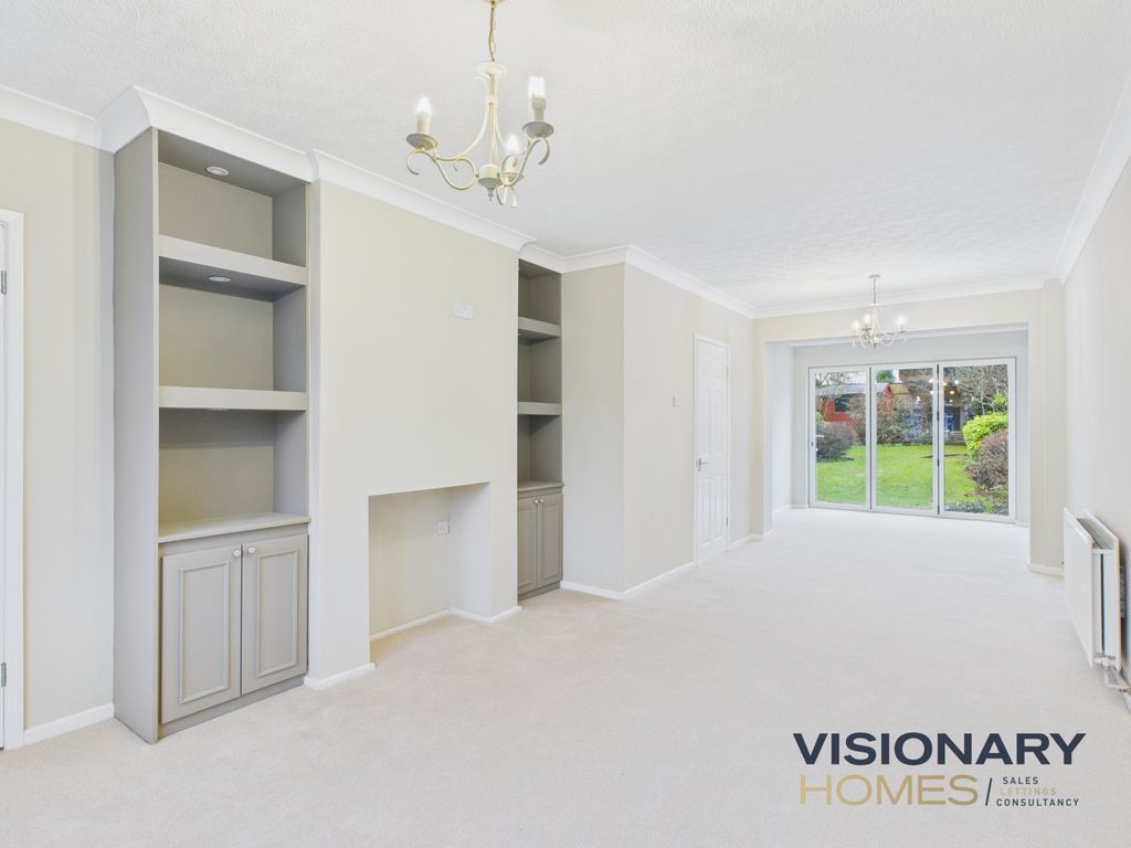 Property photo 2 of 14 Lounge