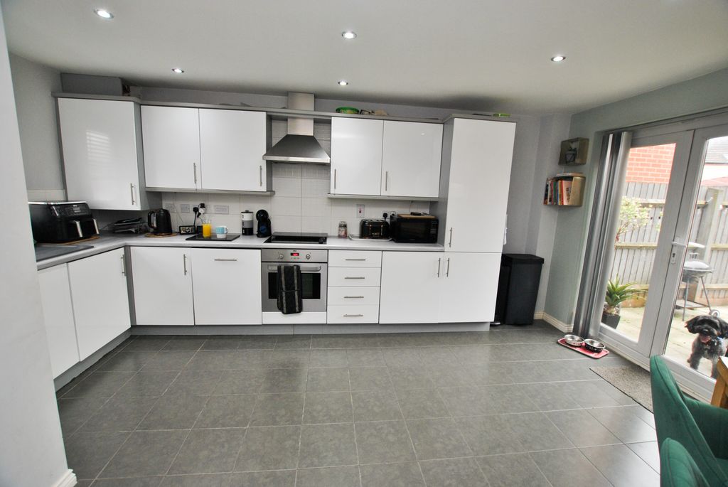 Property photo 1 of 15 Kitchen1_Edited