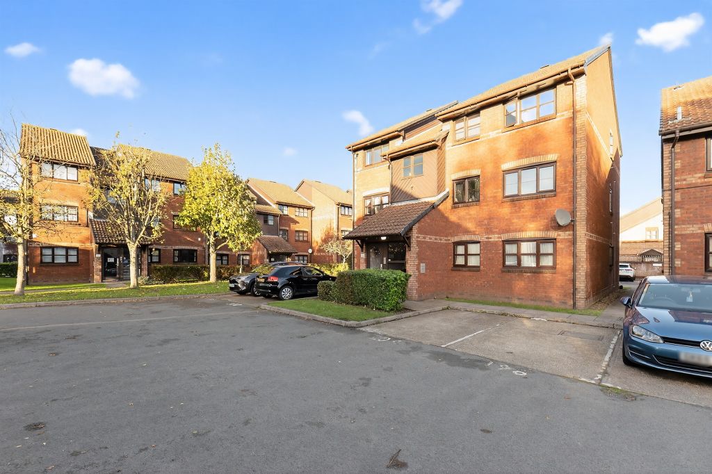 Property photo 3 of 4