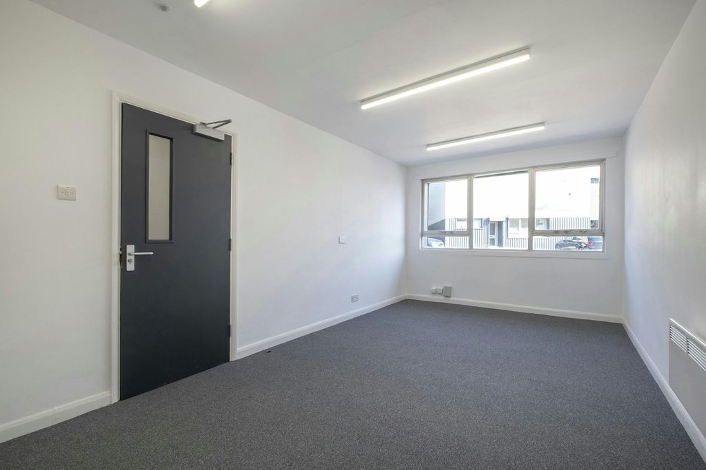 Property photo 3 of 3 47316Ca1A97741A28Eba4444F8441A65229063Photo3A.Jpg