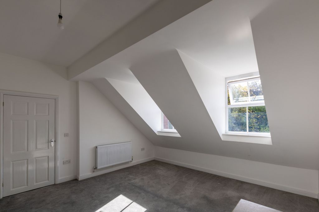 Property photo 3 of 12 Img_3288_1