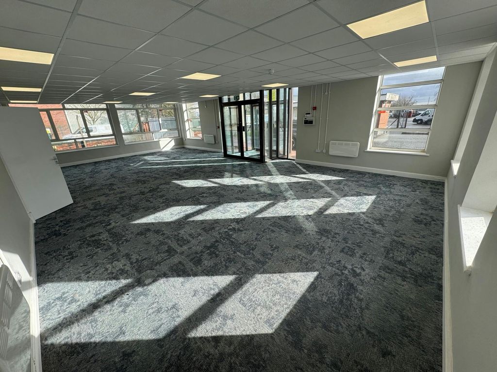 Property photo 1 of 12 1.Jpg