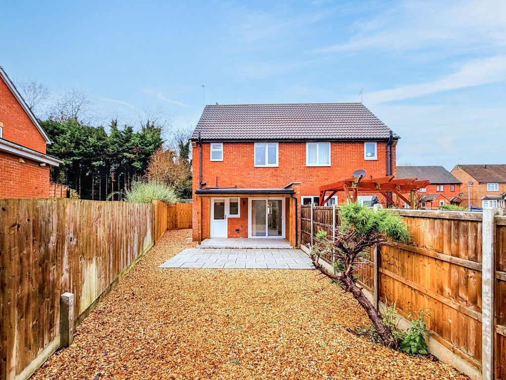 Property photo 2 of 34 4695755