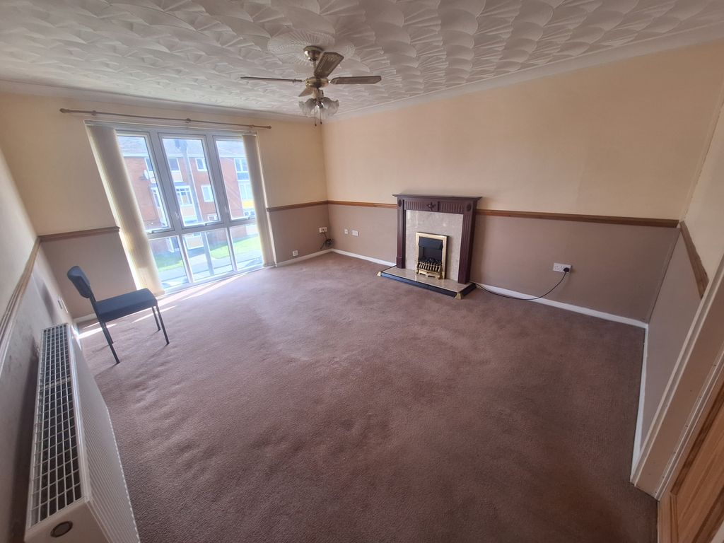 Property photo 2 of 6 Gallery