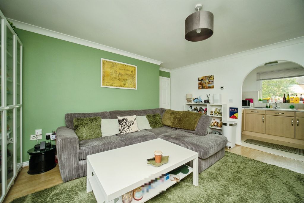 Property photo 2 of 11