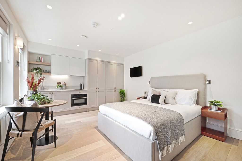 Property photo 1 of 13 Flat 4 (8).Jpg