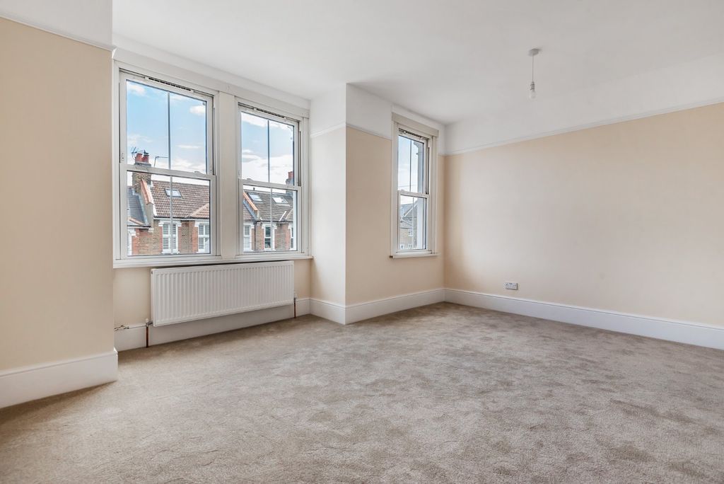 Property photo 3 of 10 Picture No. 10