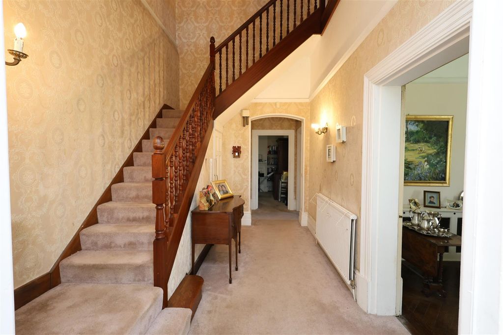 Property photo 2 of 18 Staircase