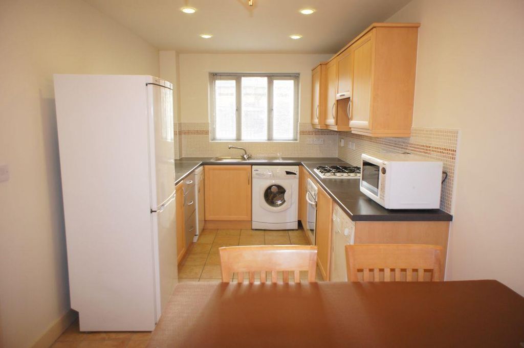 Property photo 3 of 7