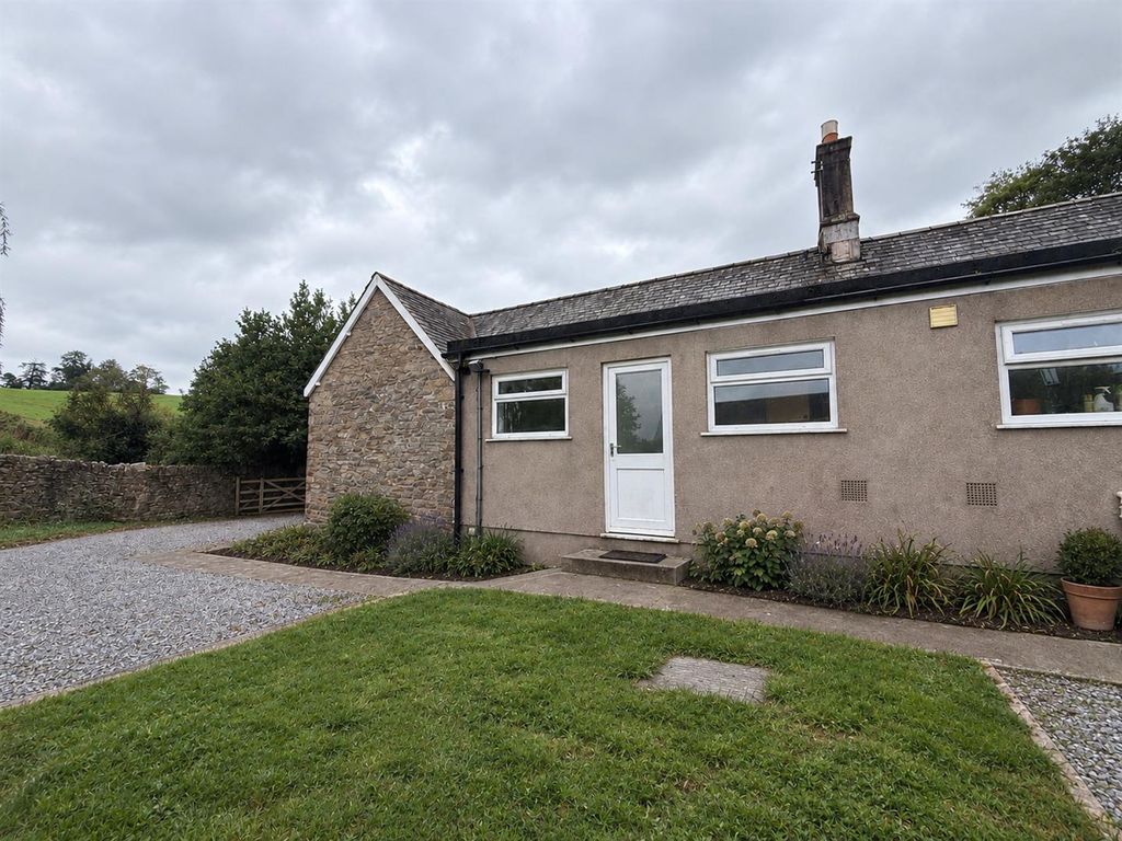 Property photo 1 of 8 5576Ff6A-5dc6-4F51-A6F5-4B56840ba0c5.Png