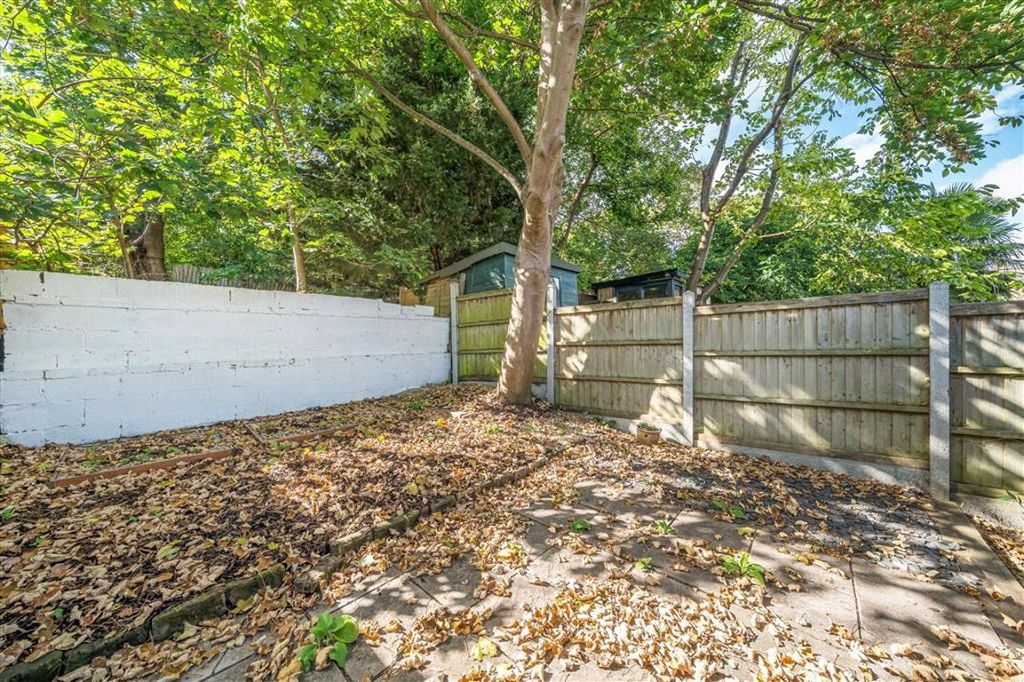 Property photo 2 of 7