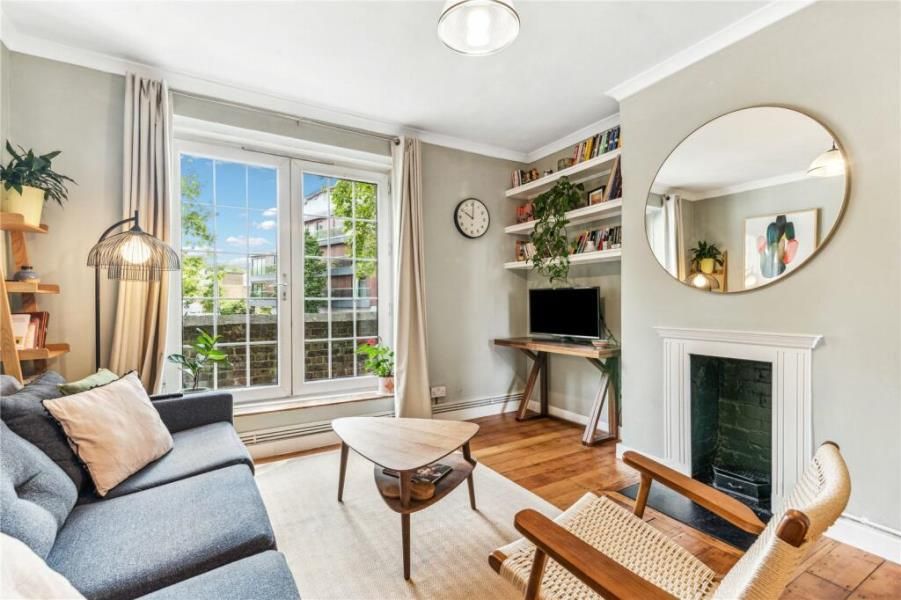 Property photo 2 of 16