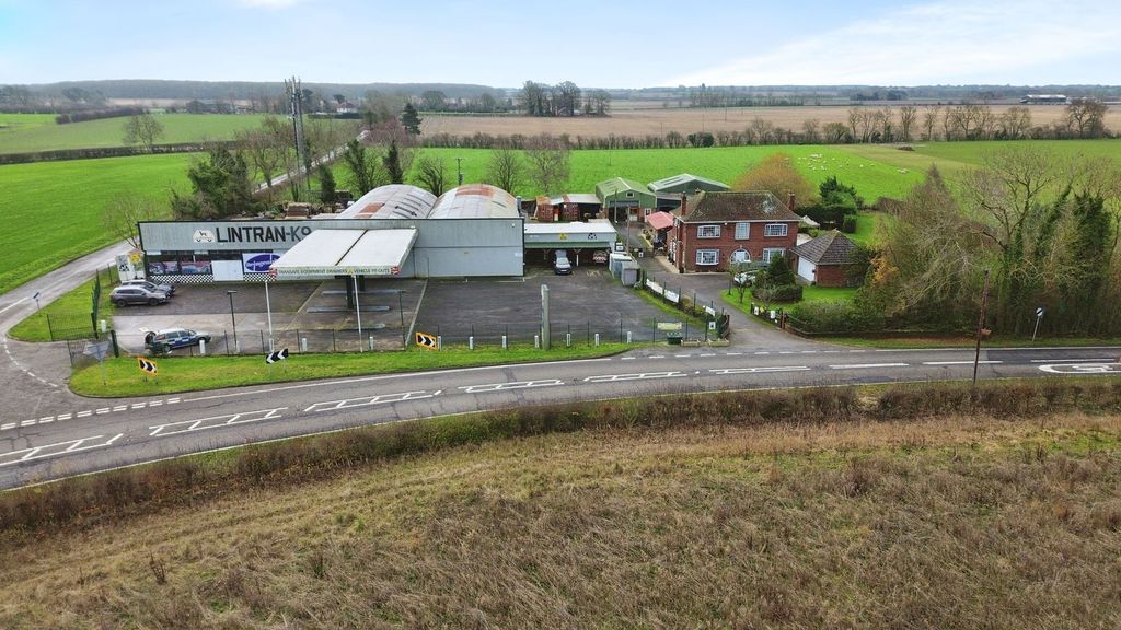 Property photo 1 of 29