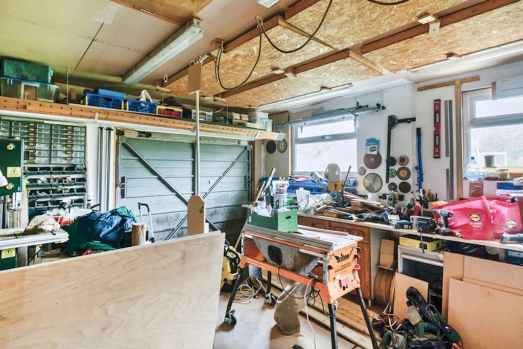 Additional image 16 of 4 bed bungalow for saleMiddle Lane, Cherhill SN11