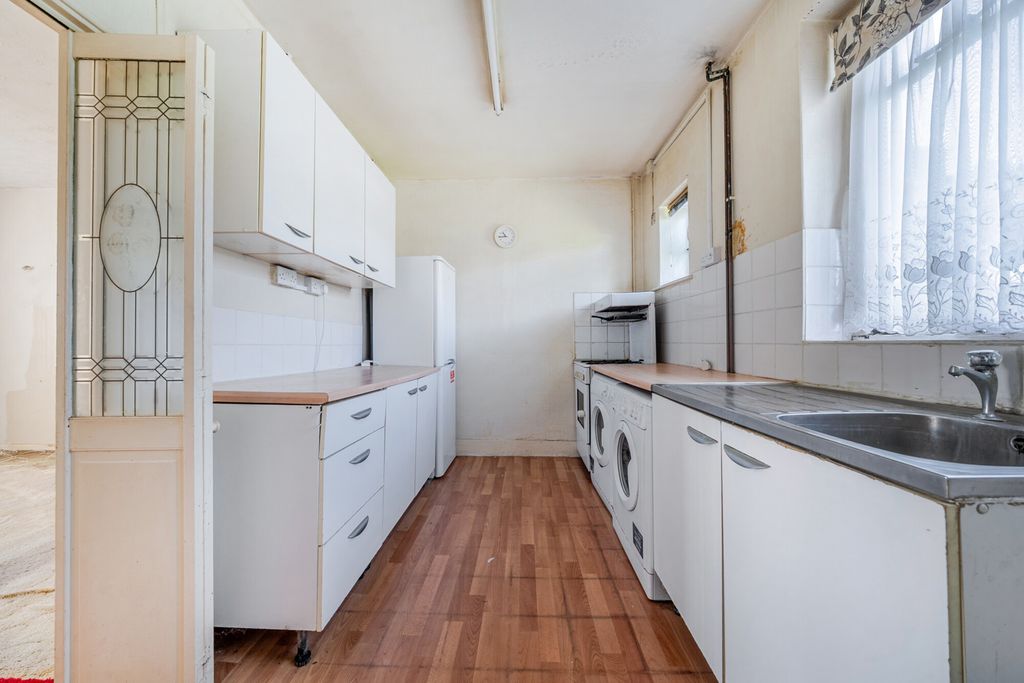 Property photo 3 of 17 1471411-13-6A3d24...