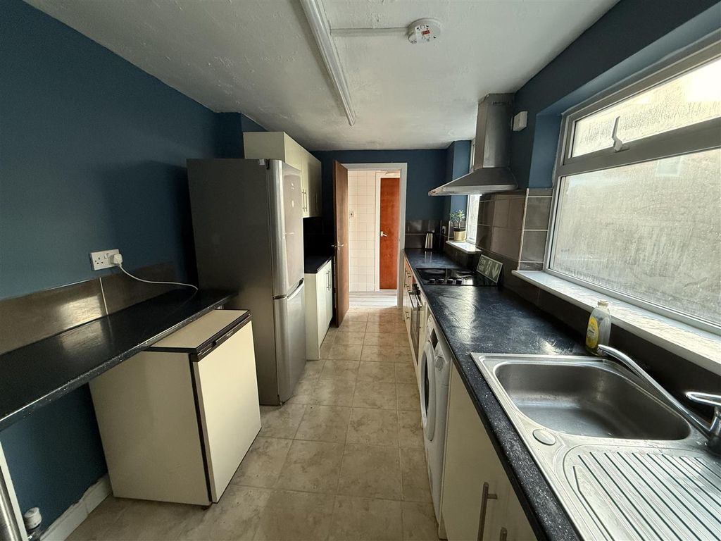 Property photo 3 of 11 Img_2059.Jpeg