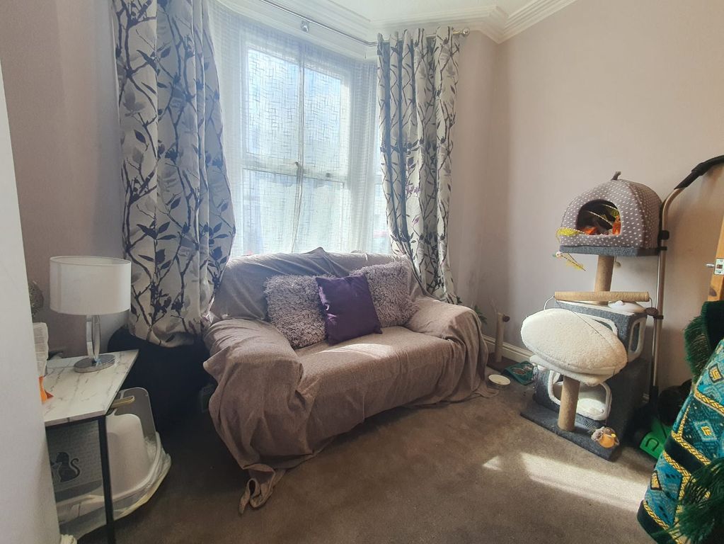 Property photo 3 of 10 Gallery
