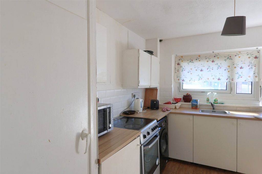 Property photo 2 of 4 Picture No. 05