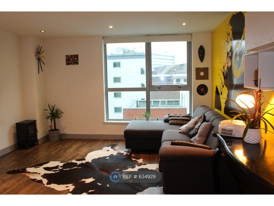 Property photo 3 of 21 Sittingroom 3