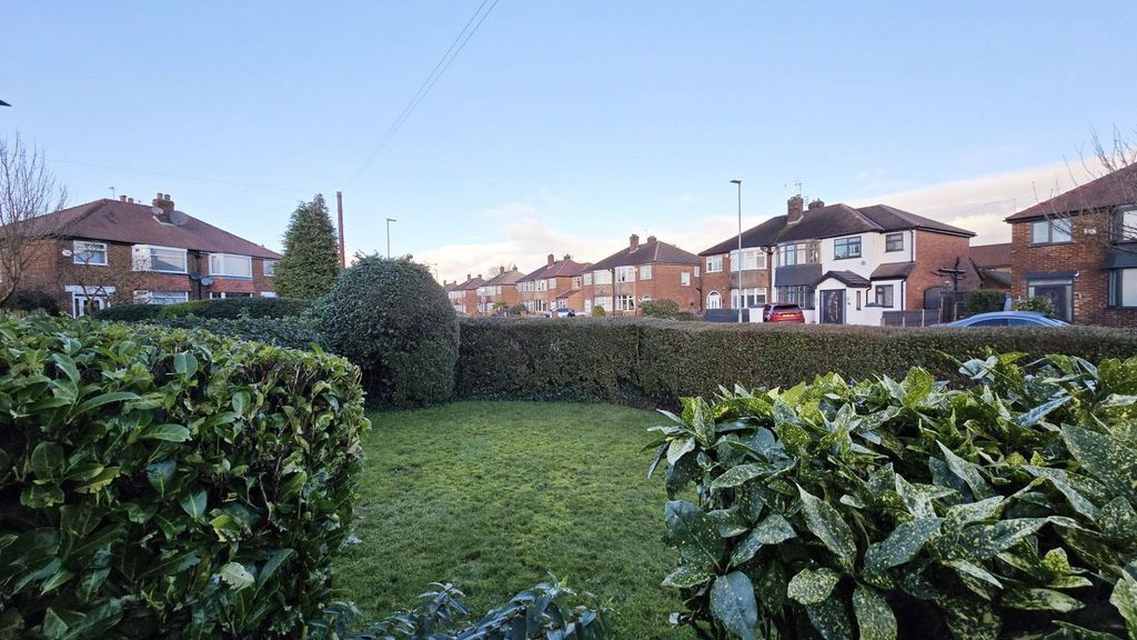 Property photo 3 of 25