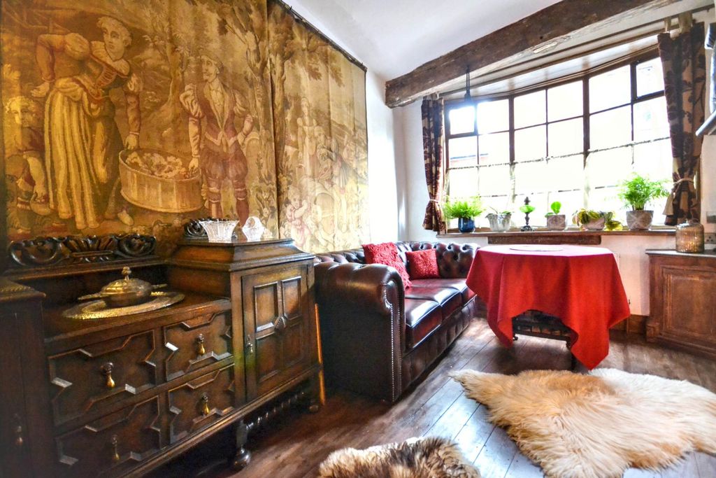 Property photo 3 of 19