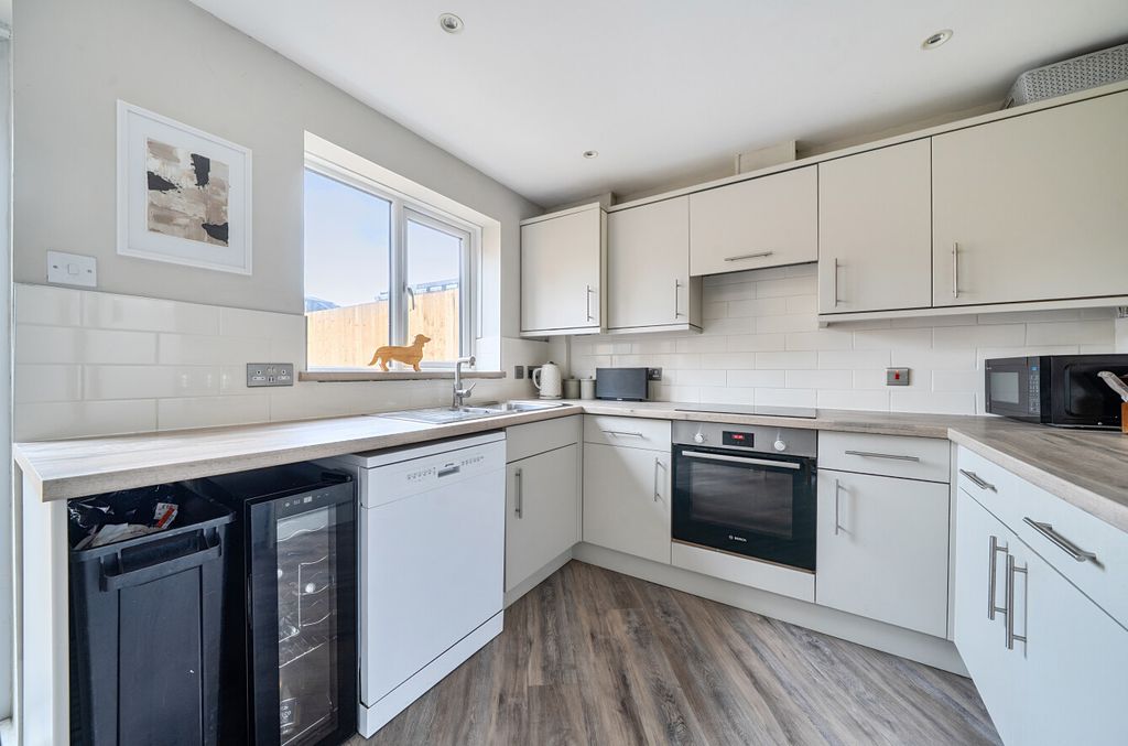 Property photo 3 of 20 1457933-22-6A01E6...