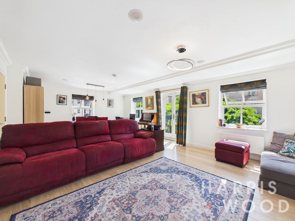 Property photo 3 of 24 5270323
