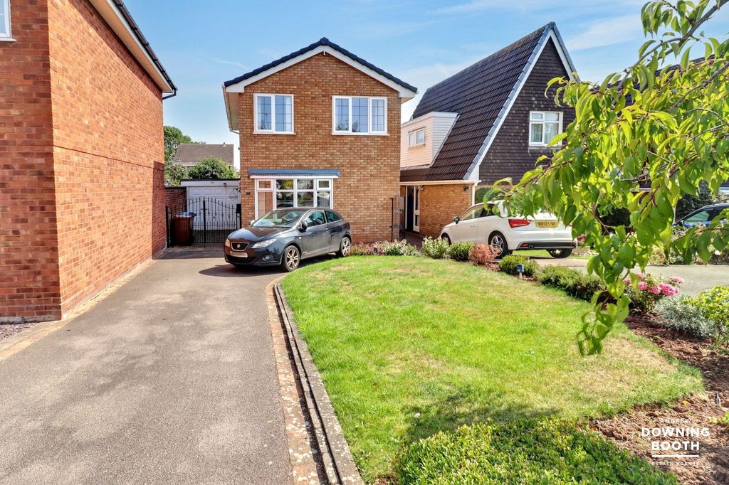 Property photo 1 of 21