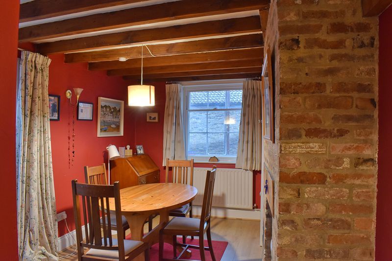 Property photo 3 of 15 Photo 8