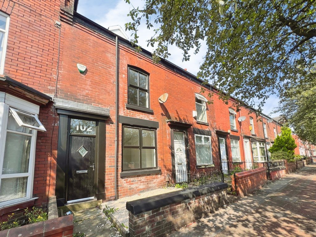 Property photo 1 of 16 External