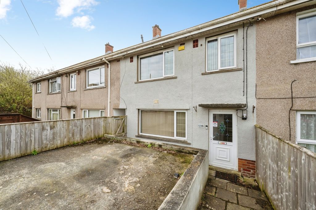 Property photo 1 of 15