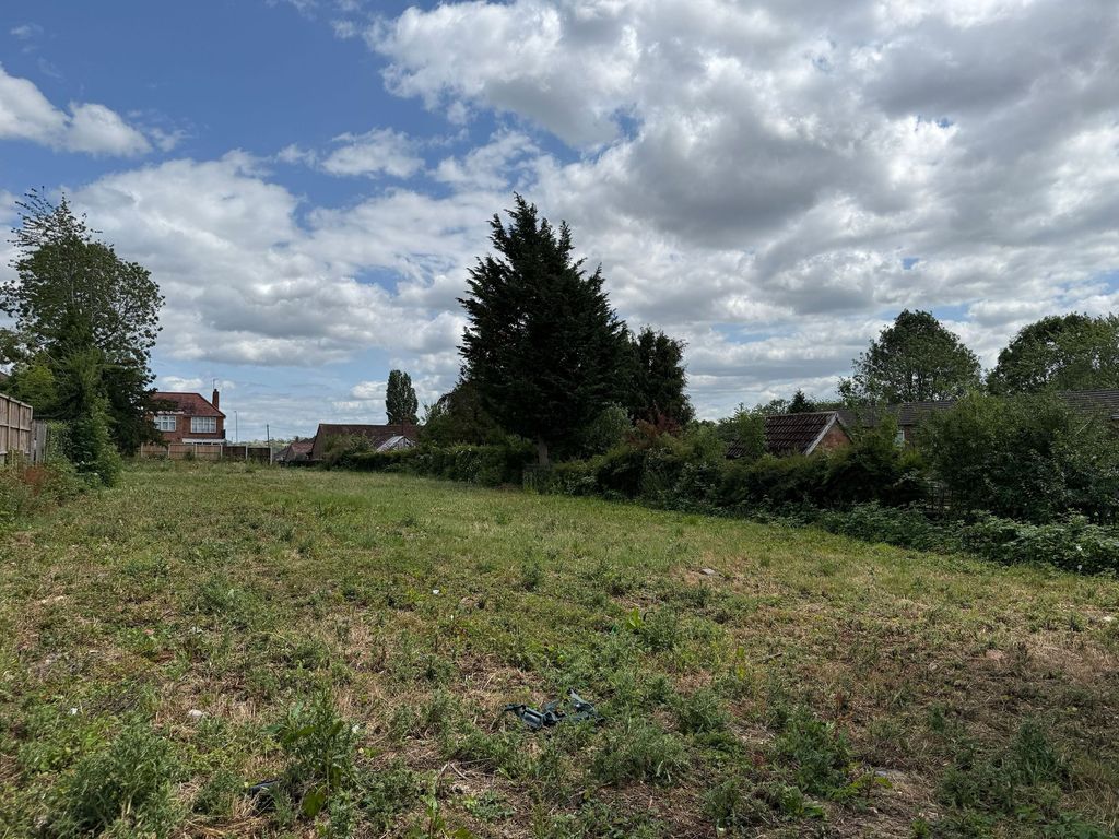 Property photo 3 of 11