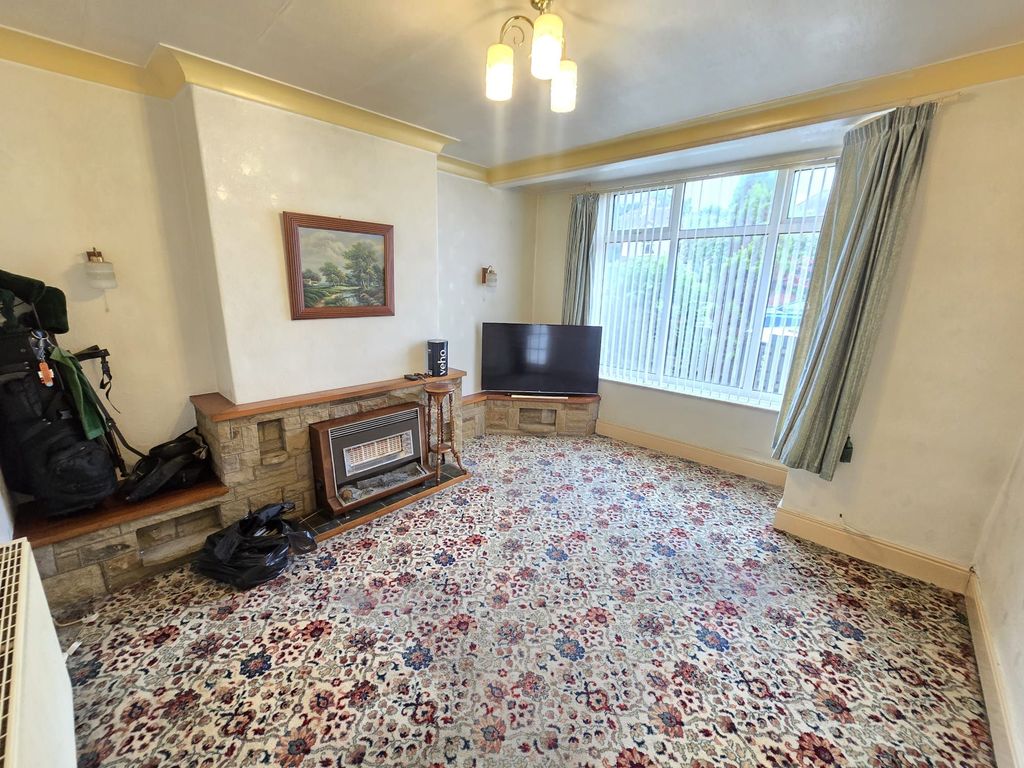 Property photo 2 of 14 Photograph 2